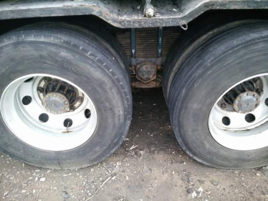 ขายหางพ่วงน้ำมัน ความจุถังละ16,000ลิตร