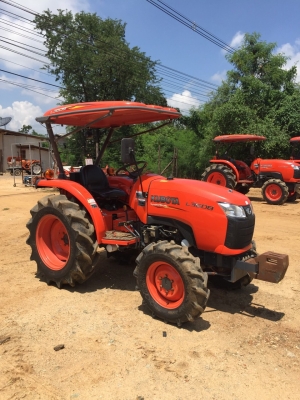 คูโบต้าL3608ตัวเปล่า สภาพสวยใช้งานน้อย6xxชั่วโมงแท้คับ  ราคา275,000บาท