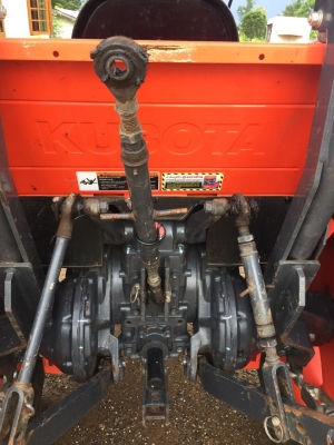 คูโบต้าL4708พร้อมดันหน้า ชั่วโมงใช้งาน361แท้ สภาพสวยมากคับ ราคา445,000บาท