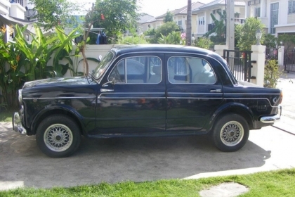 ขาย FIAT 1100 DELUX ตามสภาพเลย ขับกลับได้ ขาย