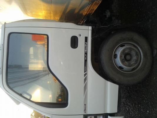 ขายหกล้อ ISUZU NQR 150 แรง **EURO 2 **คอมมอลเรล ปี 49 แอร์เทอร์โบพวงมาลัยพาเวอร์ ยาว 5.50 เมตร รถห้างยางเรเดียลดี 6 เส้น ขายหกล้อ ISUZU NQR 150 แรง **EURO 2 **คอมมอลเรล ปี 49 แอร์เทอร์โบพวงมาลัยพาเวอร์ ยาว 5.50 เมตร รถห้างยางเรเดียลดี 6 เส้น