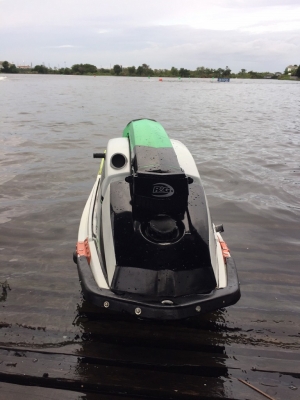 ขายเจ็ทสกียืน 550 แต่งเต็ม