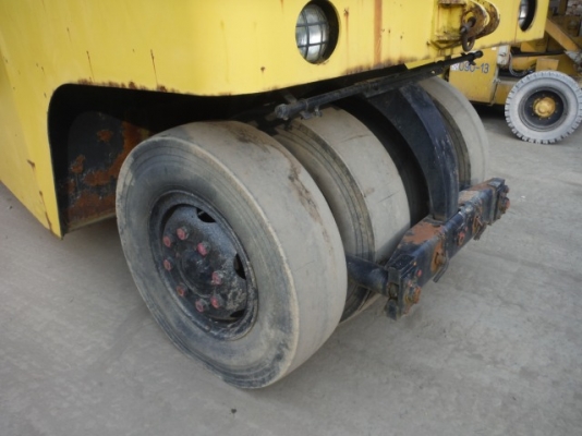 มาแล้ว รถบดล้อยาง 7 ล้อ SAKAI TS7409