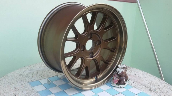 ขายล้อแม็กมือ2 bf1 15"&times;8" et20 4 รู 100 งาน k.speed สีน้ำตาลขอบชา ทำสีขอบชามาใหม่ สีน้ำตาลเดิมจากโรงงาน ไม่มีซ่อม ไม่คด ไม่ดุ้ง ขายทั้งชุด 7,800 บาทพร้อมเปลี่ยนถ่วงครับ สนใจติดต่อเล็กคลองสามครับ 081-3747940