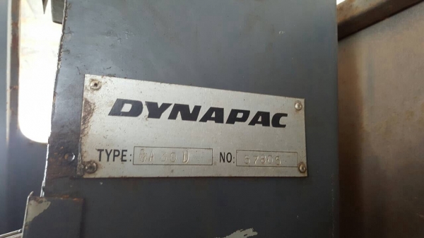 ขายรถบด ล้อเหล็กระบบสั่นสะเทือน DYNAPAC สภาพพร้อมใช้งาน เอกสารสัญญาซื้อขาย ราคาต่อรองได้ครับ