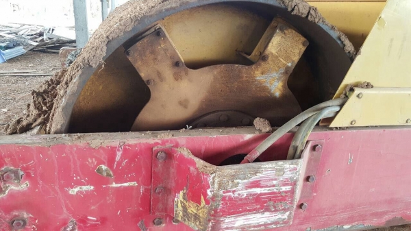 ขายรถบด ล้อเหล็กระบบสั่นสะเทือน DYNAPAC สภาพพร้อมใช้งาน เอกสารสัญญาซื้อขาย ราคาต่อรองได้ครับ