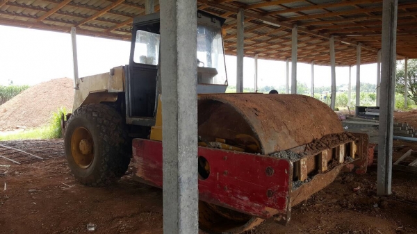 ขายรถบด ล้อเหล็กระบบสั่นสะเทือน DYNAPAC สภาพพร้อมใช้งาน เอกสารสัญญาซื้อขาย ราคาต่อรองได้ครับ