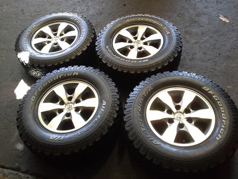 ล้อVigo + BF All 265/70/16 สภาพดี 1ขุด แถมนอตแท้ 24ตัว