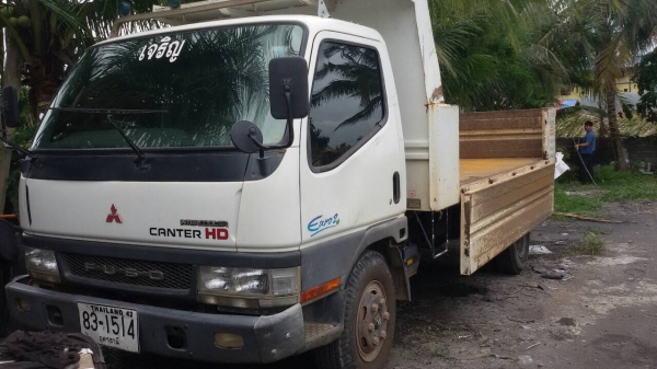 ขายหกล้อมิตซูบิชิ  กะบะ ตั้ม