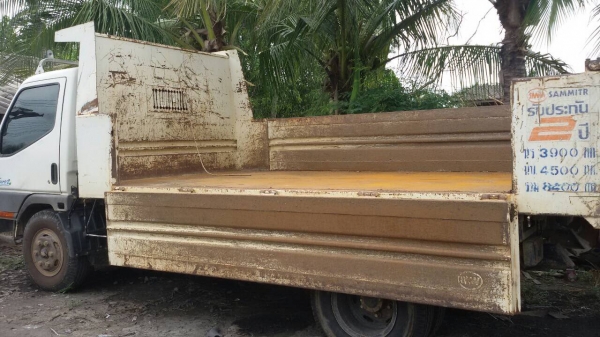 ขายหกล้อมิตซูบิชิ  กะบะ ตั้ม