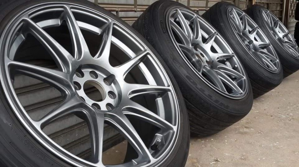 XXR 527 ขอบ 17 4รู100/114 กว้าง 8.25 ยาง Nitto830
