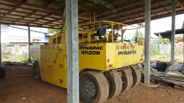 ขายรถบดล้อยาง 7 ล้อ DYNAPAC WR20W รถใช้งานได้ปกติ เครื่องดี ระบบปั้มน้ำครบ เอกสารใบอินวอยซ์