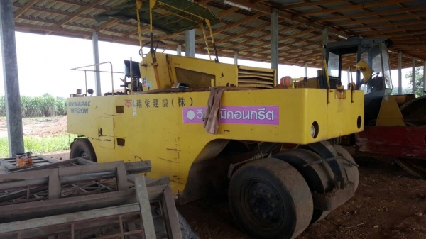 ขายรถบดล้อยาง 7 ล้อ DYNAPAC WR20W รถใช้งานได้ปกติ เครื่องดี ระบบปั้มน้ำครบ เอกสารใบอินวอยซ์