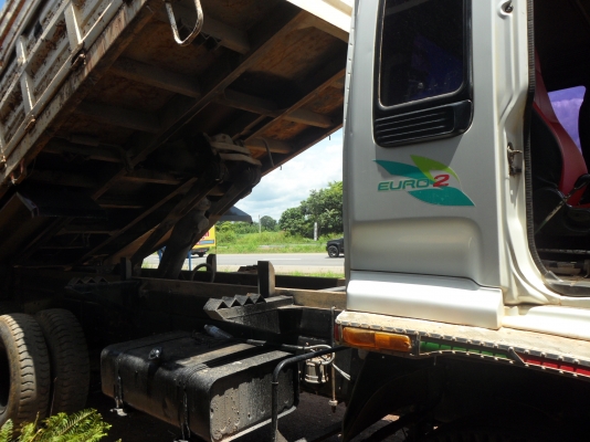 เด๊กก้ายูโรทู270   ปี 47 เครื่องเดิม เกียร์เดิม((สภาพพร้อมใช้งาน