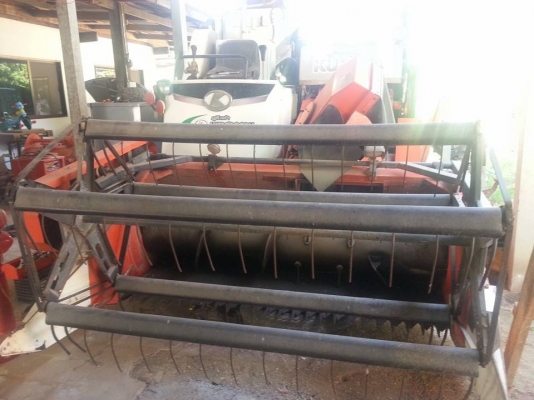 ขายรถเกี่ยวข้าว KUBOTA DC60 ปี54พลัส ใช้งานน้อย1960ชม. สภาพพร้อมใช้งาน เอกสารพร้อมโอน สนใจโทร 090-8588220คุณนะ 093-3258446คุณบิว หรือเข้าดูสินค้าอื่นๆได้ที่ www.truck.in.th/498 หรือเพจFacebook ณรงค์ ซื้อขายรถมือสอง (เว็บไซต์ส่วนตัว) หรือFacebook ตลาดรถมือ