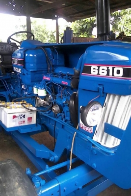 ขายรถไถ FORD 6610 เสื้อลาย สภาพพร้อมใช้งาน สนใจโทร 090-8588220คุณนะ 093-3258446คุณบิว หรือเข้าดูสินค้าอื่นๆได้ที่ www.truck.in.th/498 หรือเพจFacebook ณรงค์ ซื้อขายรถมือสอง (เว็บไซต์ส่วนตัว) หรือFacebook ตลาดรถมือสอง คุณนะ