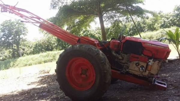 รถไถเดินตาม อีที110