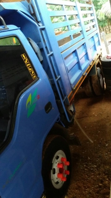 หกล้อNQRปี43รถห้างแท้ดั้มคอกสูง