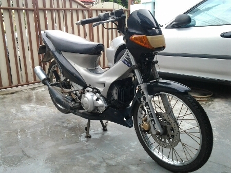 ขายมอไซค์ Yamaha รุ่น120cc. รถสตาร์ทไม่ติด ต้องเอาไปซ่อมต่อ รถมีเล่มทะเบียนแต่ไม่มีชุดโอน ขายถูกๆตามสภาพ ขายมอไซค์ Yamaha รุ่น120cc. รถสตาร์ทไม่ติด ต้องเอาไปซ่อมต่อ รถมีเล่มทะเบียนแต่ไม่มีชุดโอน ขายถูกๆตามสภาพ