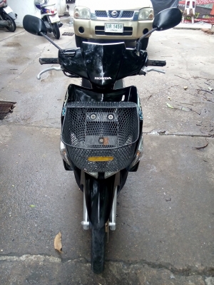 ขายลูกเดียว click ปี2549 รถบ้านขายไม่แพง มีเล่มเอกสารครบ