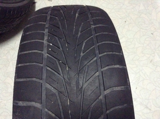 แม็กADVAN Rz-Df ขอบ17นิ้ว 4 รู 100/114 พร้อมยางปี13 แม็กADVAN Rz-Df ขอบ17นิ้ว 4 รู 100/114 พร้อมยางปี13