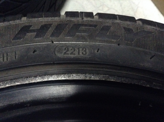 แม็กADVAN Rz-Df ขอบ17นิ้ว 4 รู 100/114 พร้อมยางปี13 แม็กADVAN Rz-Df ขอบ17นิ้ว 4 รู 100/114 พร้อมยางปี13