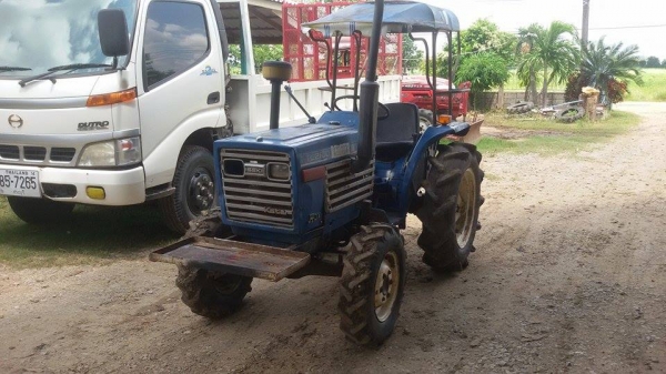 ขาย ISEKI TL2100 รถสภาพดี เครื่องดี เกียร์ดี ราคาเบาๆครับ