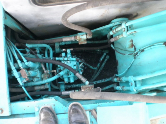 รถขุด Kobelco SK120-3 PIPING ลายหัวเจาะ สนใจโทร. 080-6565422 (หนิง)