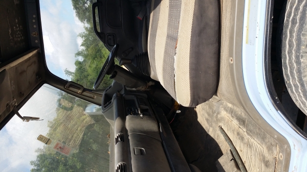 ขายรถ 6 ล้อ อีซูสุ 120 แรง ฝาขาว