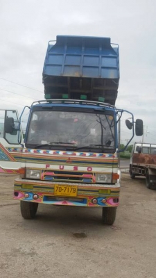 10ล้อหลงโบ 220 แรง 2 เพลาดัมพ์ เครื่องดี รถสวยกริบ พร้อมใช้งาน ดัมพ์คอกไม้