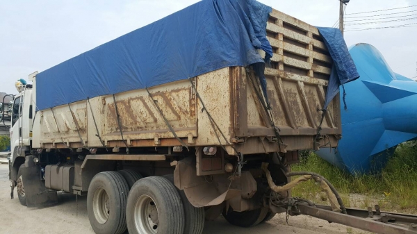 Isuzu  fxz 360 ขายกลางอากาสไป จ.ลำปางเจ้าคะ