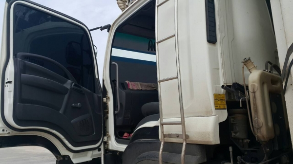 Isuzu  fxz 360 ขายกลางอากาสไป จ.ลำปางเจ้าคะ