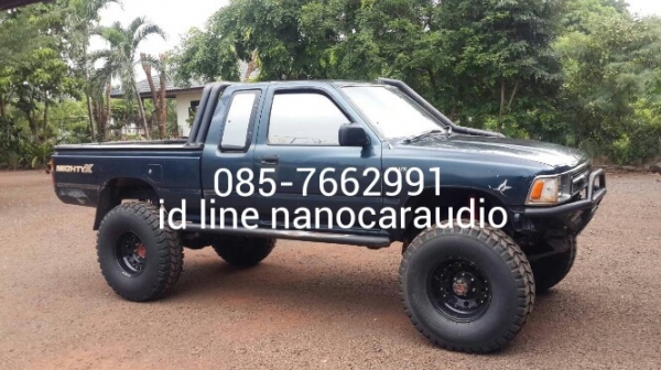 ยางรถทหารHUMVEE 37/12.5/16.5 ชุด สภาพสวย ดอกสวย นิ่ม 90UP! ใช้อีกนาน คุ้ม ยางรถทหารHUMVEE 37/12.5/16.5 ชุด สภาพสวย ดอกสวย นิ่ม 90UP! ใช้อีกนาน คุ้ม