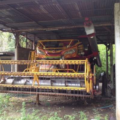 เกษตรพัฒนา  รถเกี่ยวข้าวอุ้ม ไอ้หนุ่มไวไฟ ขาย 1,450,000 บาท