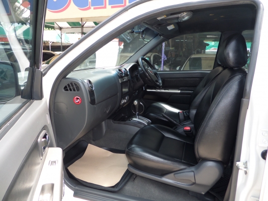 D-max ปี 2011 x-serie เกียร์ ออโต้จ้าาา รุ่นท๊อป - เนวิเกเตอร์ - กล้องส่องหลัง D-max ปี 2011 x-serie เกียร์ ออโต้จ้าาา รุ่นท๊อป - เนวิเกเตอร์ - กล้องส่องหลัง