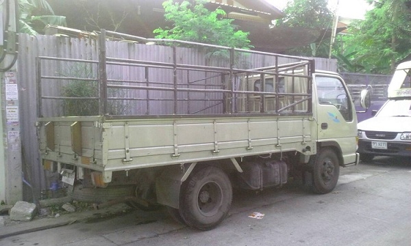 ขาย ด่วน ISUZU NKR81E 6 ล้อ ไม่ติดเวลา