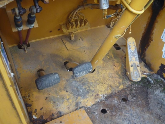 KOMATSU 510 กรองเดี่ยว ซีเรียล 17,000 เปลี่ยนแป็นปุ้งกี๋ให้แทนใบมีด นำเข้าจากญี่ปุ่นแท้ 090-986-2521 อ๊อบ