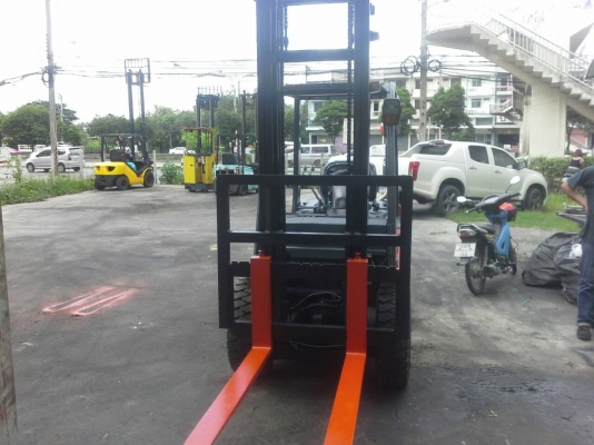 TOYOTA 8FD30ขนาด3ตัน เสาสูง4เมตร เกียร์ออร์โต้ เครื่องยนต์ดีเซล2Z รับประกันเครื่องเกียร์3เดือน ราคาต่อรองได้0816161541