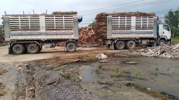 ขายรถพ่วง 22 ล้อ แม่.ลูก กระบะเหล็กคอกเกษตรดั้ม ISUZU 360 ปี.54 รถสวย ยางเต็ม ราคา.2750000 ต่อรอง จัดแนนซ์ได้ สนใจโทรคุยกันครับ ขายรถพ่วง 22 ล้อ แม่.ลูก กระบะเหล็กคอกเกษตรดั้ม ISUZU 360 ปี.54 รถสวย ยางเต็ม ราคา.2750000 ต่อรอง จัดแนนซ์ได้ สนใจโทรคุยกันครับ