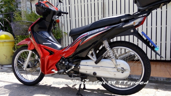 ขาย Wave 110i จดปี 57 ไมล์ 7000 โลใส่กล่องหลังแต่ง