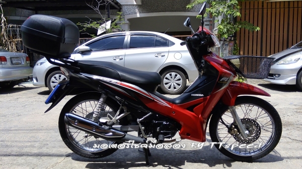 ขาย Wave 110i จดปี 57 ไมล์ 7000 โลใส่กล่องหลังแต่ง