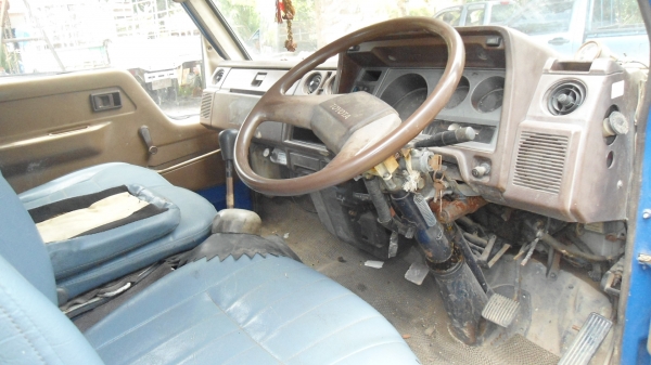 โตโยต้า ใช้งานปรกติครับต่อรองได้นะครับ มีเล่มทะเบียนขาด5ปี ไม่มีชุดโอน โตโยต้า ใช้งานปรกติครับต่อรองได้นะครับ มีเล่มทะเบียนขาด5ปี ไม่มีชุดโอน