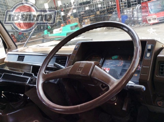 หัวเก๋ง Mitsubishi Fuso สภาพสวยๆครับ