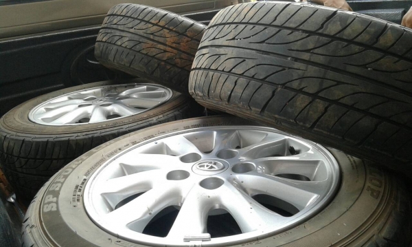 ขายล้อแม็กพร้อมยาง