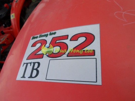 L3008 พร้อมใบมีดคานล่าง