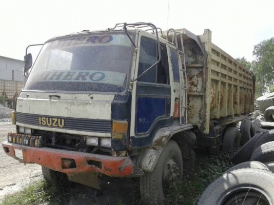 ขายสิบล้อดั้ม ISUZUจั้มโบ สองเพลา คัชชีสวย เครื่อง EK100 ขายตามสภาพ เอกสารไม่มี