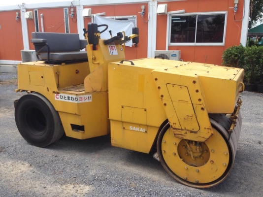 มี VDO รถบดถนน SAKAI TW500 ขนาด 4 ตัน เก่านอกแท้ พร้อมใช้ มี VDO รถบดถนน SAKAI TW500 ขนาด 4 ตัน เก่านอกแท้ พร้อมใช้