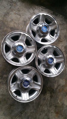 Infinity ขอบ 15 มี 5 รู 139 สามารถใส่คาริเบี่ยน วีทาร่า Infinity ขอบ 15 มี 5 รู 139 สามารถใส่คาริเบี่ยน วีทาร่า