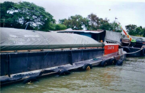 ขายเรือลำเลียง