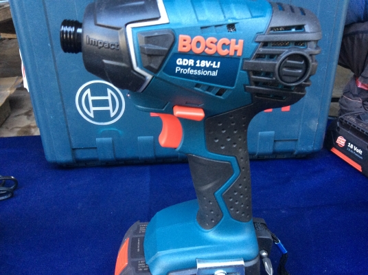 สว่านไขควงไร้สายแรงบิดสูง สว่านไขควงไร้สายแรงบิดสูง